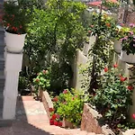 דירה Enia's